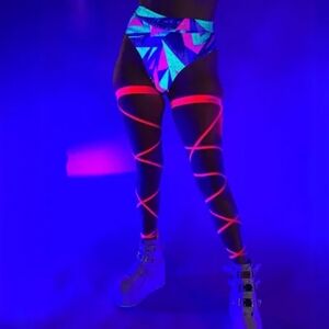 IHeartRaves Leg Wrap ribbons nwt